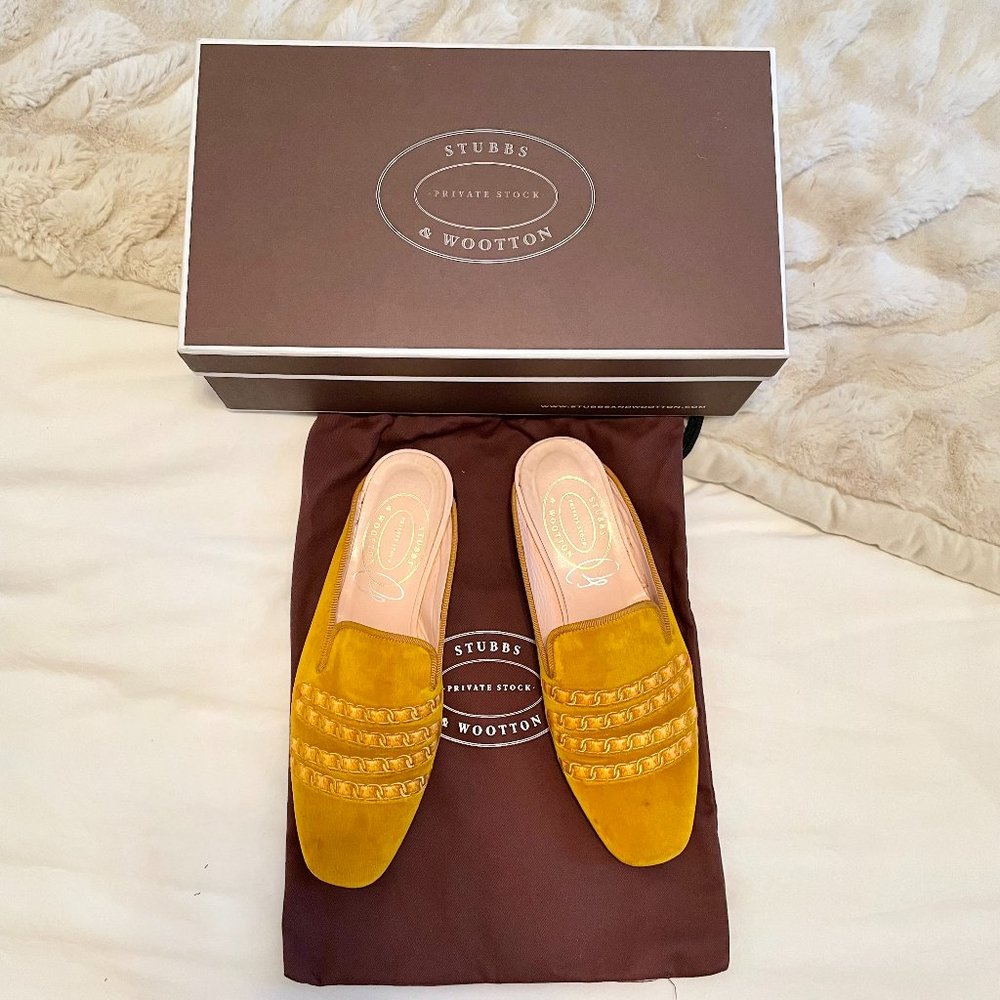 Stubbs and Wootton Palm Beach tour women mustard gold velvet “Ava” mules Sz